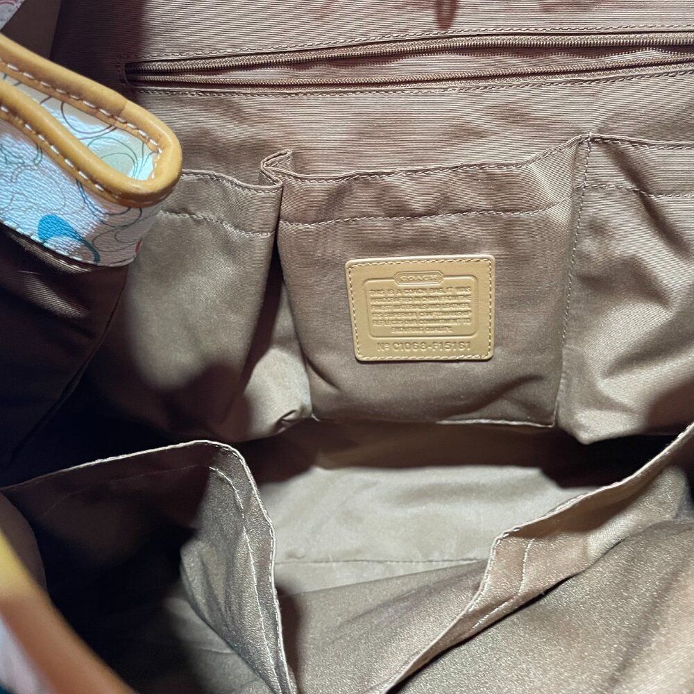NWOT Coach Signature C XL tote bag - Picture 7 of 7